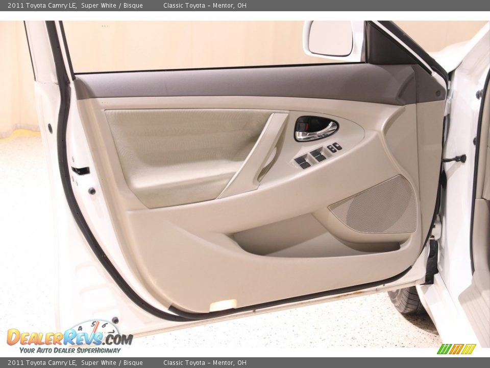 2011 Toyota Camry LE Super White / Bisque Photo #4