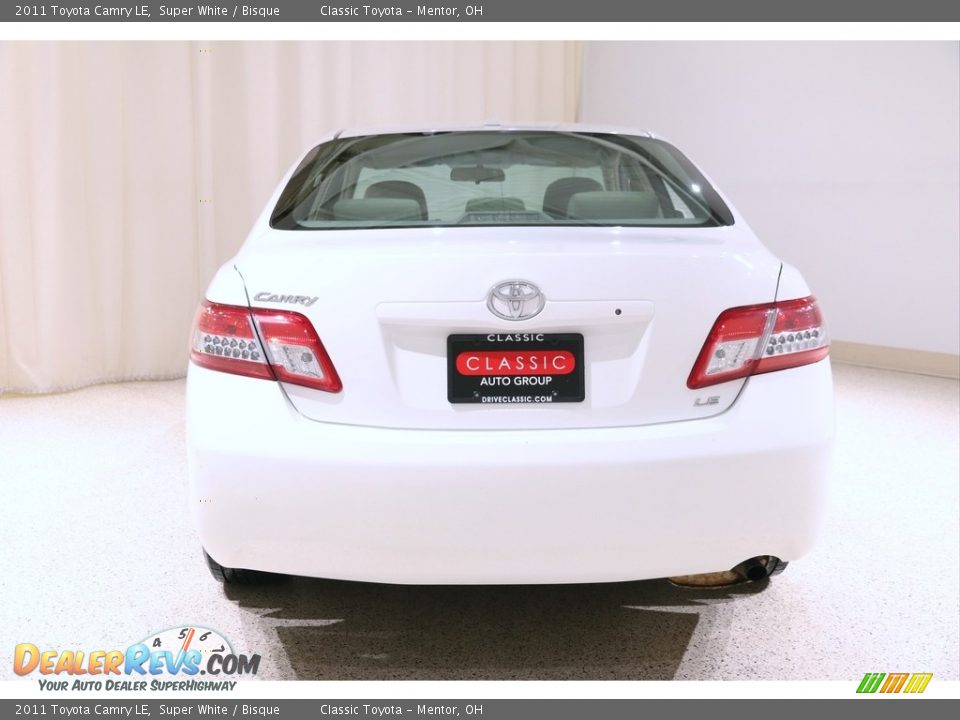 2011 Toyota Camry LE Super White / Bisque Photo #17