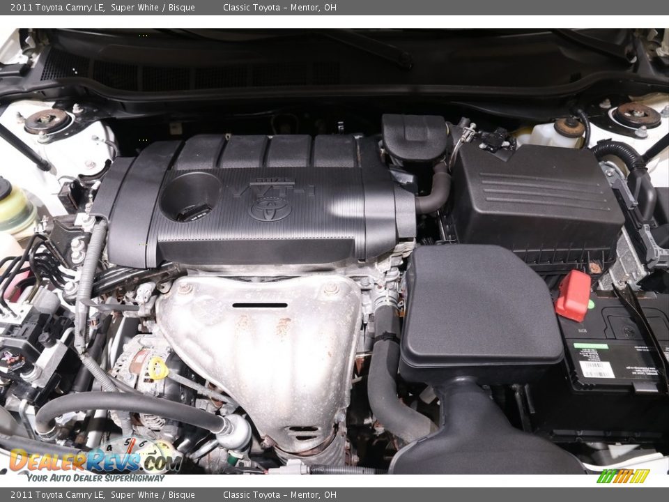 2011 Toyota Camry LE Super White / Bisque Photo #18