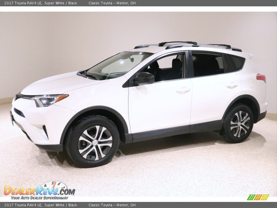 2017 Toyota RAV4 LE Super White / Black Photo #3