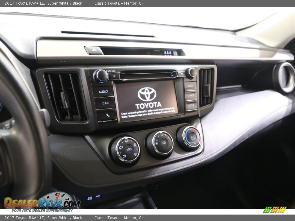 2017 Toyota RAV4 LE Super White / Black Photo #9