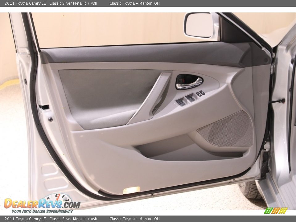 2011 Toyota Camry LE Classic Silver Metallic / Ash Photo #4