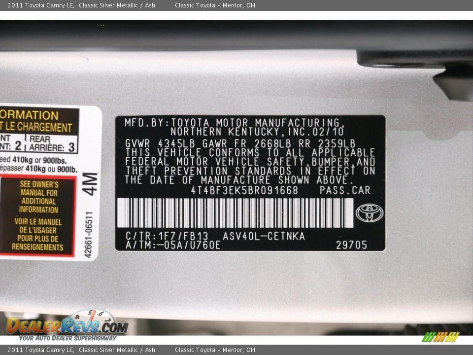 2011 Toyota Camry LE Classic Silver Metallic / Ash Photo #18