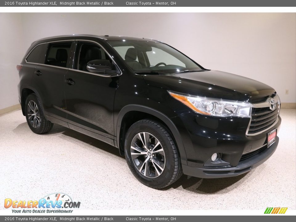 2016 Toyota Highlander XLE Midnight Black Metallic / Black Photo #1