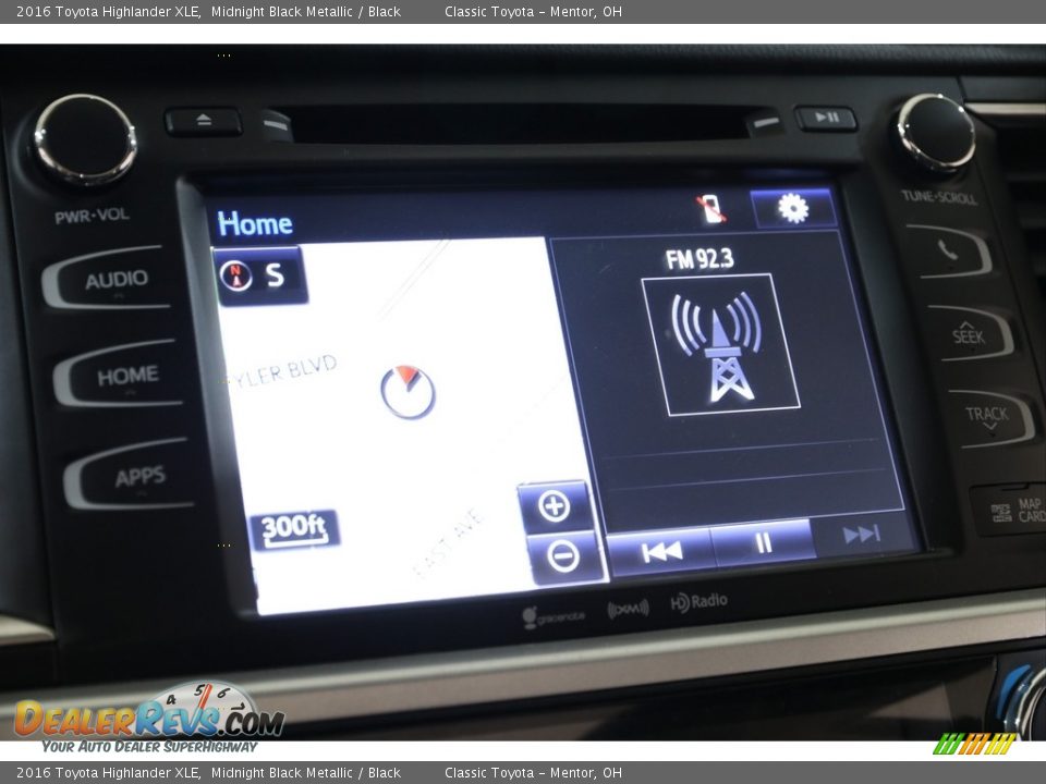2016 Toyota Highlander XLE Midnight Black Metallic / Black Photo #11