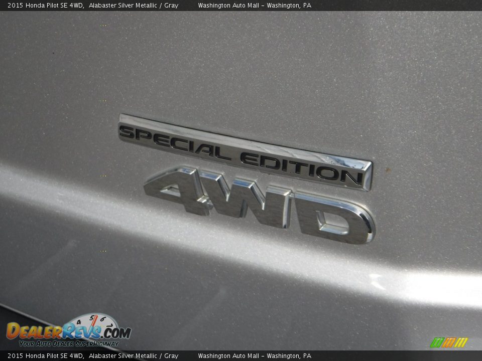 2015 Honda Pilot SE 4WD Alabaster Silver Metallic / Gray Photo #11