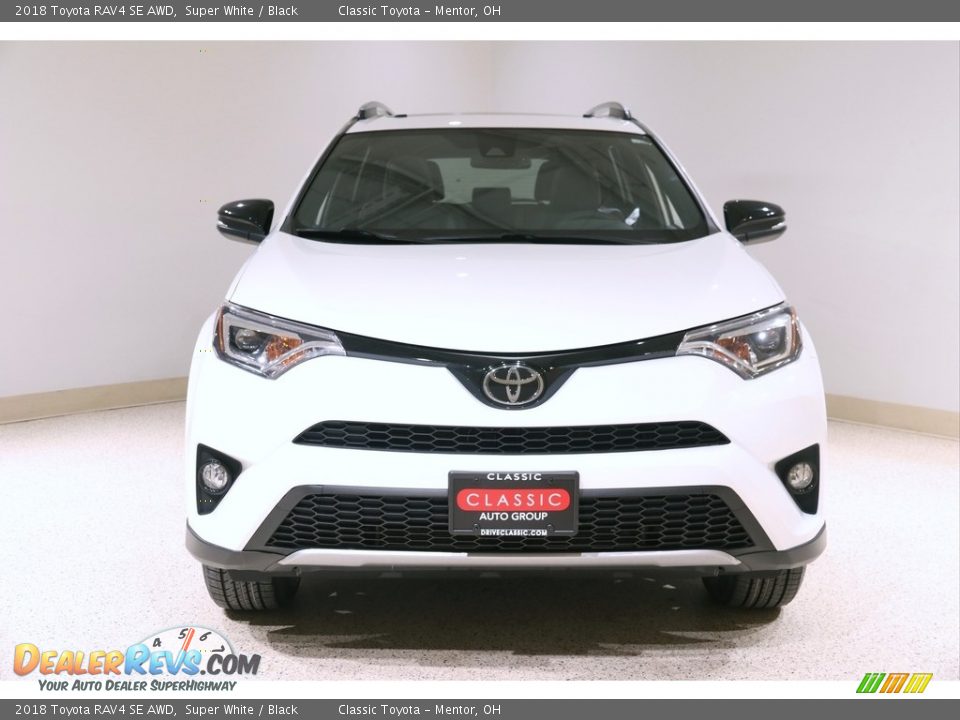 2018 Toyota RAV4 SE AWD Super White / Black Photo #2