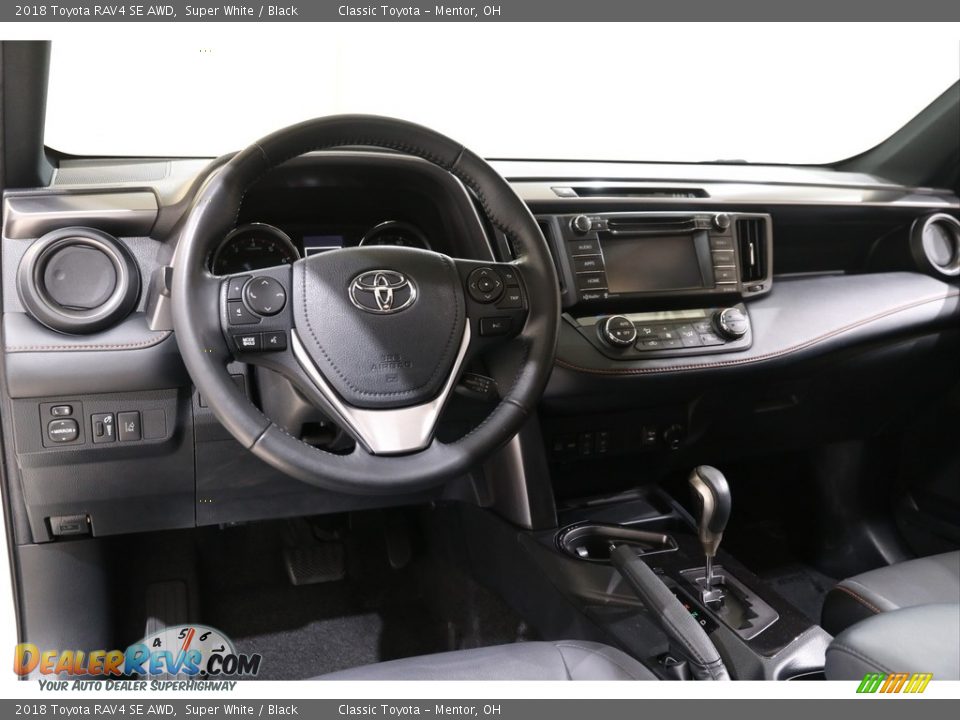 2018 Toyota RAV4 SE AWD Super White / Black Photo #6