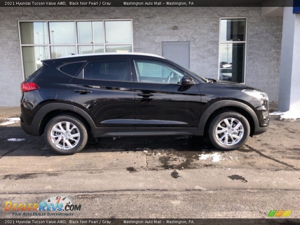 2021 Hyundai Tucson Value AWD Black Noir Pearl / Gray Photo #2