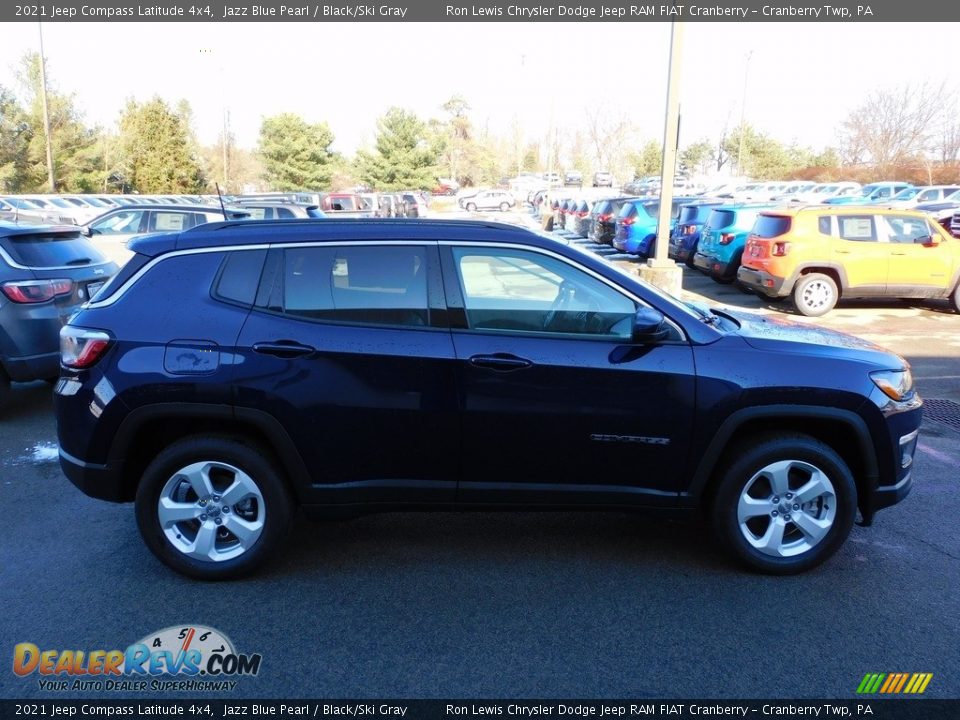 2021 Jeep Compass Latitude 4x4 Jazz Blue Pearl / Black/Ski Gray Photo #4