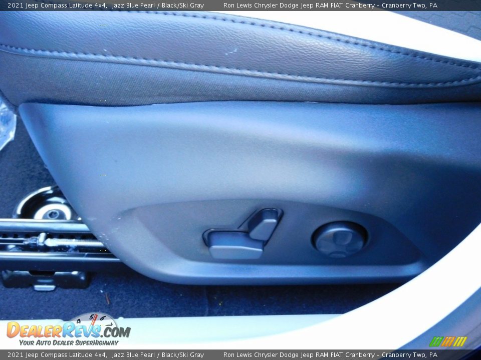 2021 Jeep Compass Latitude 4x4 Jazz Blue Pearl / Black/Ski Gray Photo #12
