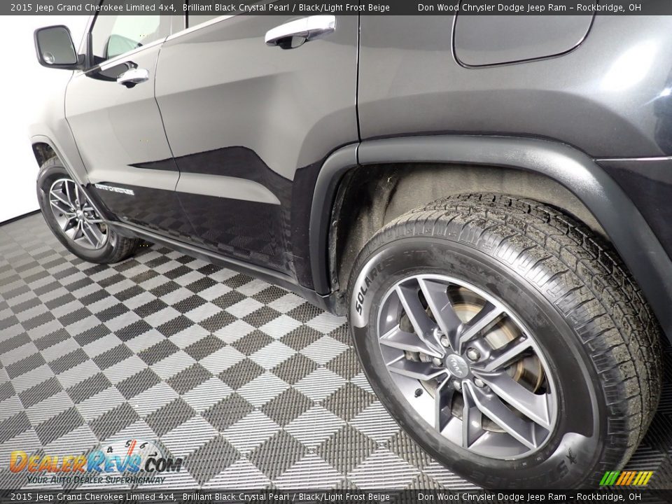 2015 Jeep Grand Cherokee Limited 4x4 Brilliant Black Crystal Pearl / Black/Light Frost Beige Photo #12