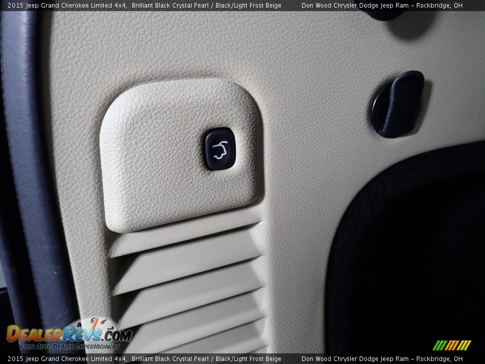 2015 Jeep Grand Cherokee Limited 4x4 Brilliant Black Crystal Pearl / Black/Light Frost Beige Photo #18