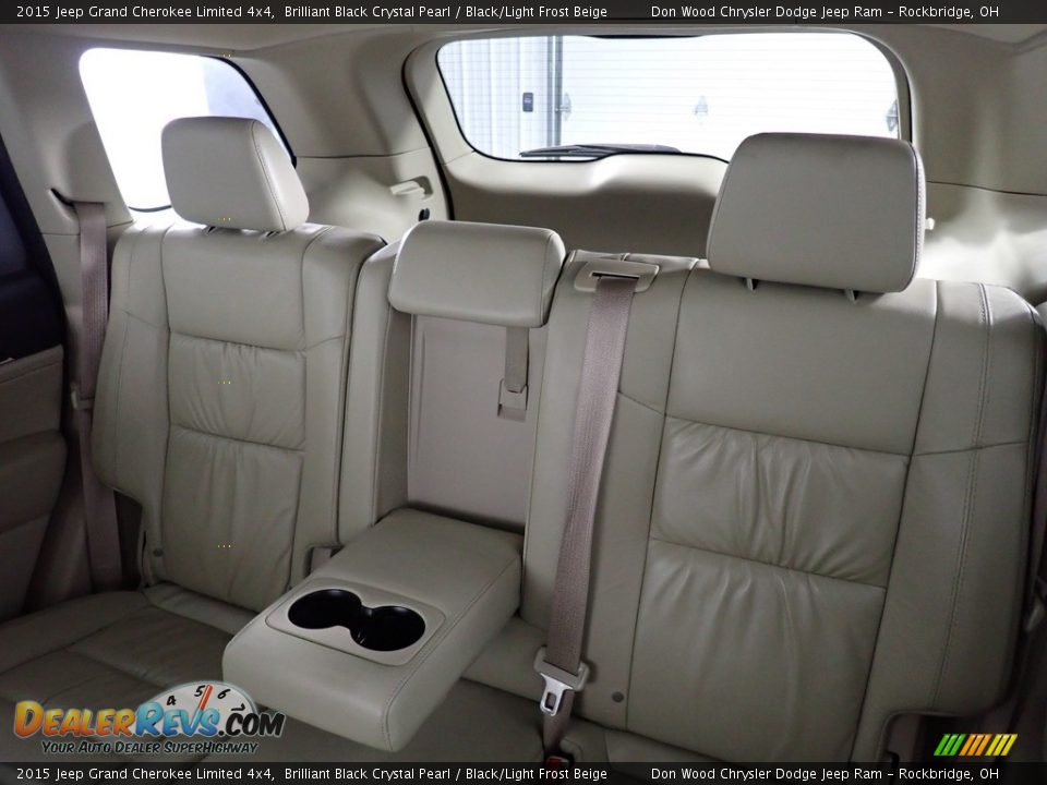 2015 Jeep Grand Cherokee Limited 4x4 Brilliant Black Crystal Pearl / Black/Light Frost Beige Photo #35