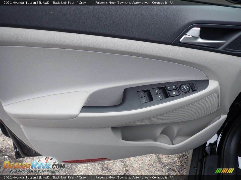 Door Panel of 2021 Hyundai Tucson SEL AWD Photo #11
