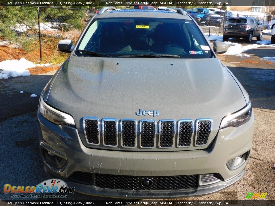 2020 Jeep Cherokee Latitude Plus Sting-Gray / Black Photo #2