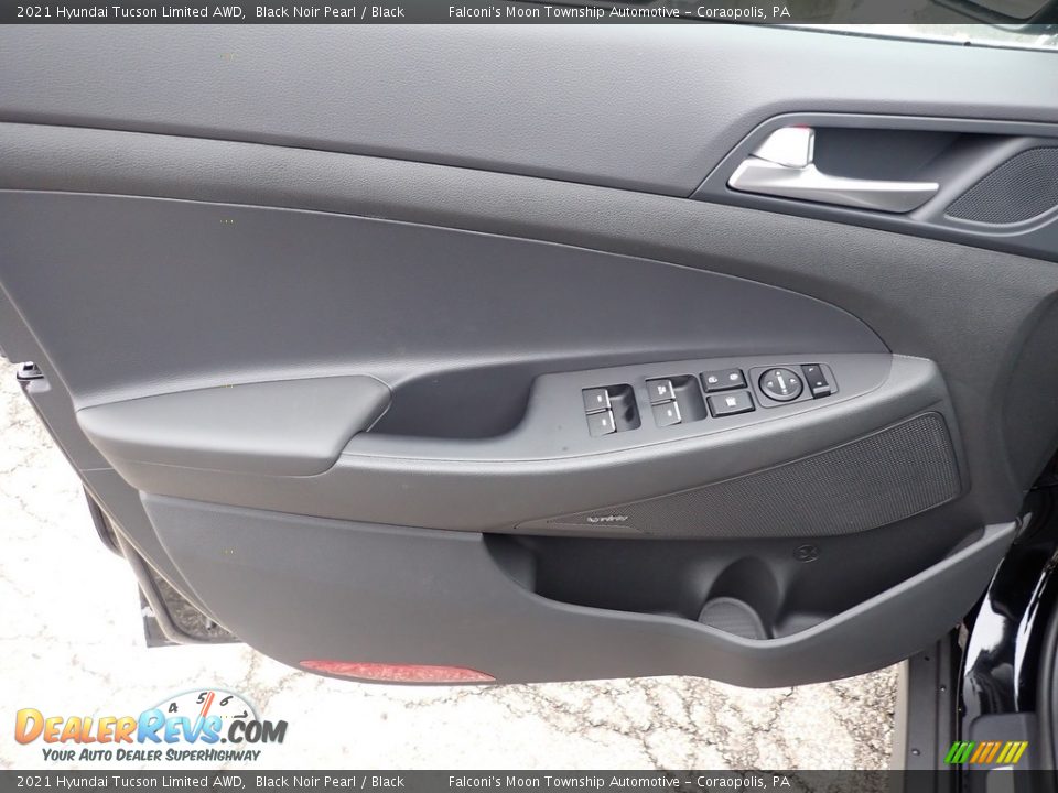 Door Panel of 2021 Hyundai Tucson Limited AWD Photo #11