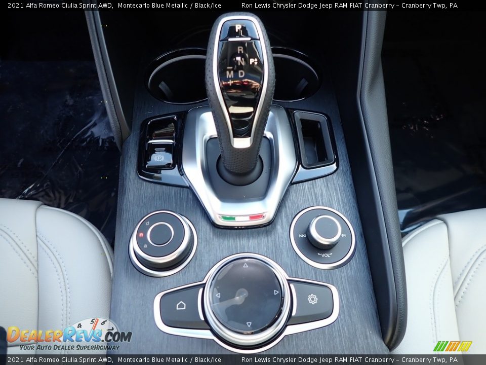 2021 Alfa Romeo Giulia Sprint AWD Shifter Photo #19