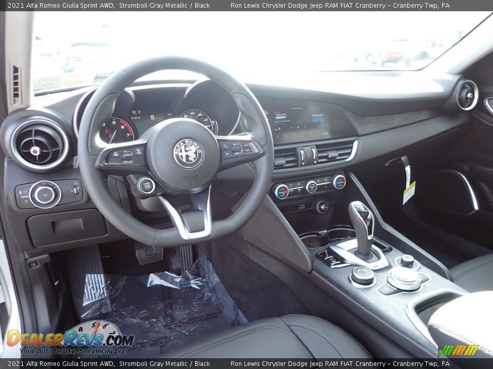 Black Interior - 2021 Alfa Romeo Giulia Sprint AWD Photo #14