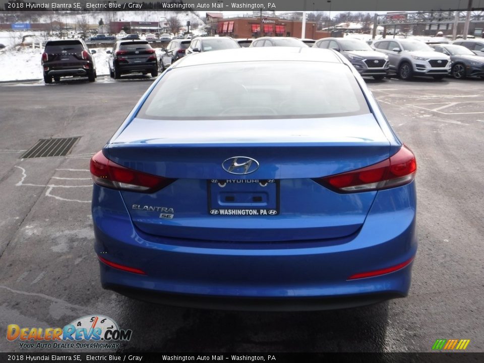 2018 Hyundai Elantra SE Electric Blue / Gray Photo #9