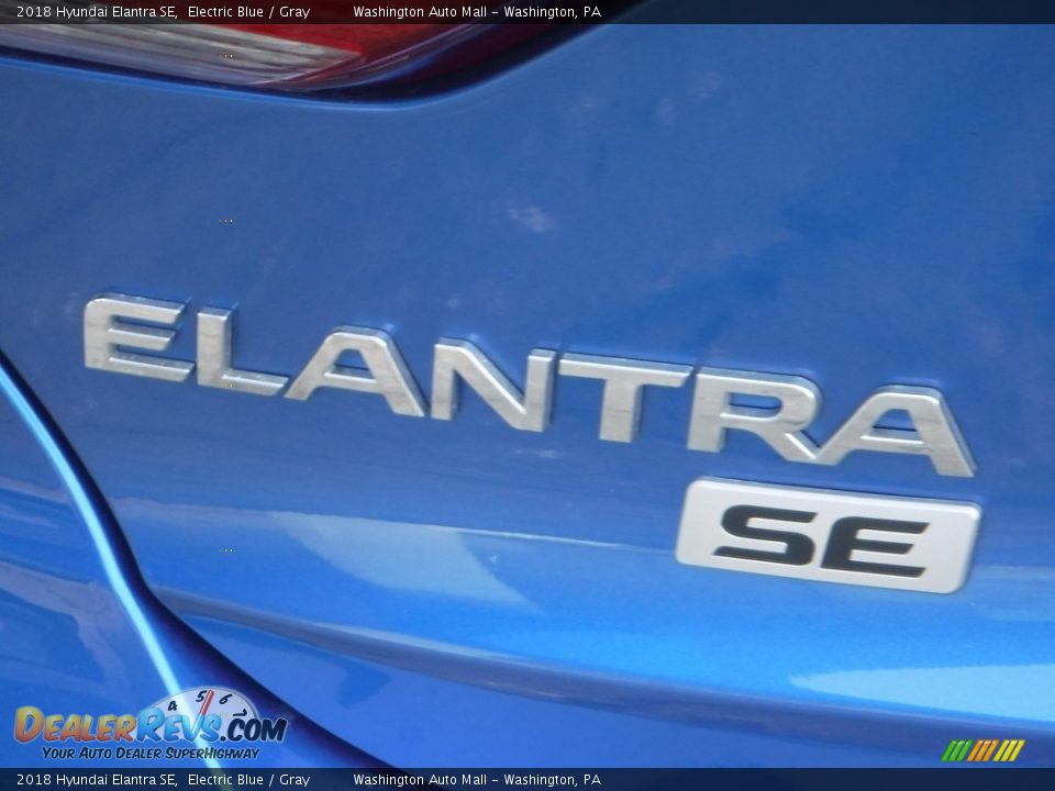 2018 Hyundai Elantra SE Electric Blue / Gray Photo #11
