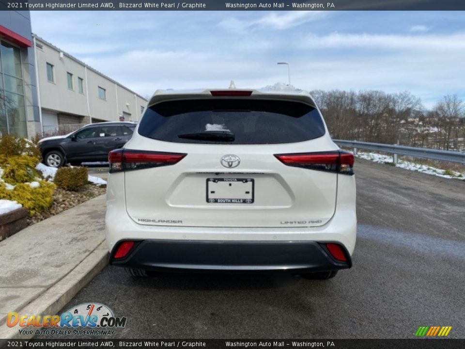 2021 Toyota Highlander Limited AWD Blizzard White Pearl / Graphite Photo #16