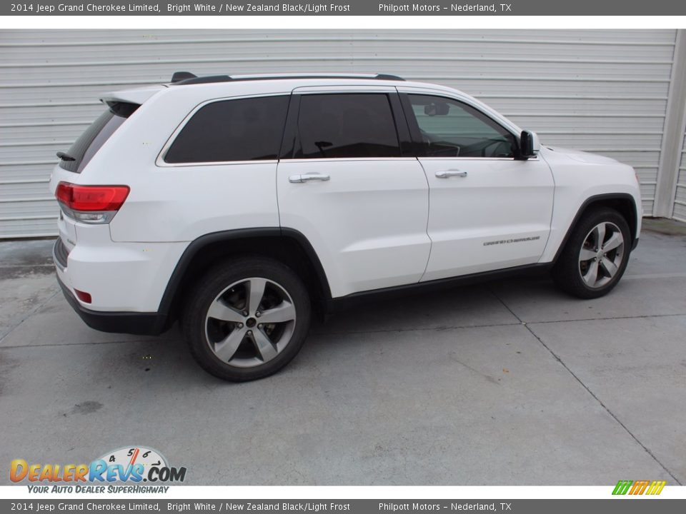 2014 Jeep Grand Cherokee Limited Bright White / New Zealand Black/Light Frost Photo #10