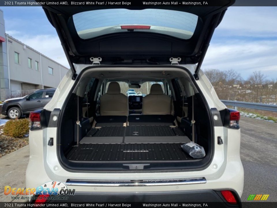 2021 Toyota Highlander Limited AWD Blizzard White Pearl / Harvest Beige Photo #34
