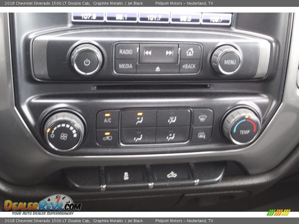 Controls of 2018 Chevrolet Silverado 1500 LT Double Cab Photo #19