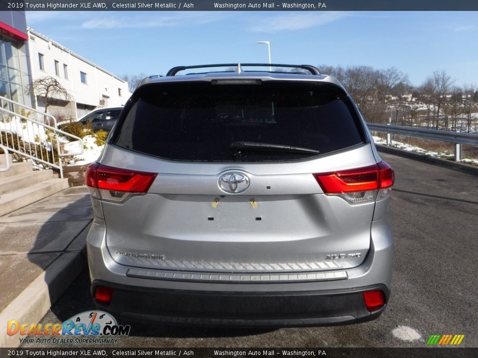 2019 Toyota Highlander XLE AWD Celestial Silver Metallic / Ash Photo #13