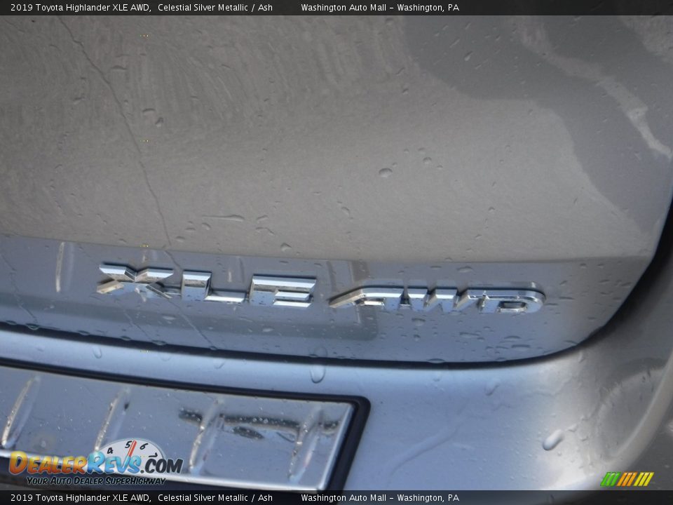 2019 Toyota Highlander XLE AWD Celestial Silver Metallic / Ash Photo #15