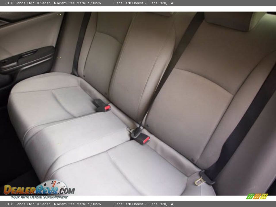 2018 Honda Civic LX Sedan Modern Steel Metallic / Ivory Photo #20