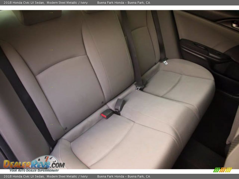 2018 Honda Civic LX Sedan Modern Steel Metallic / Ivory Photo #23