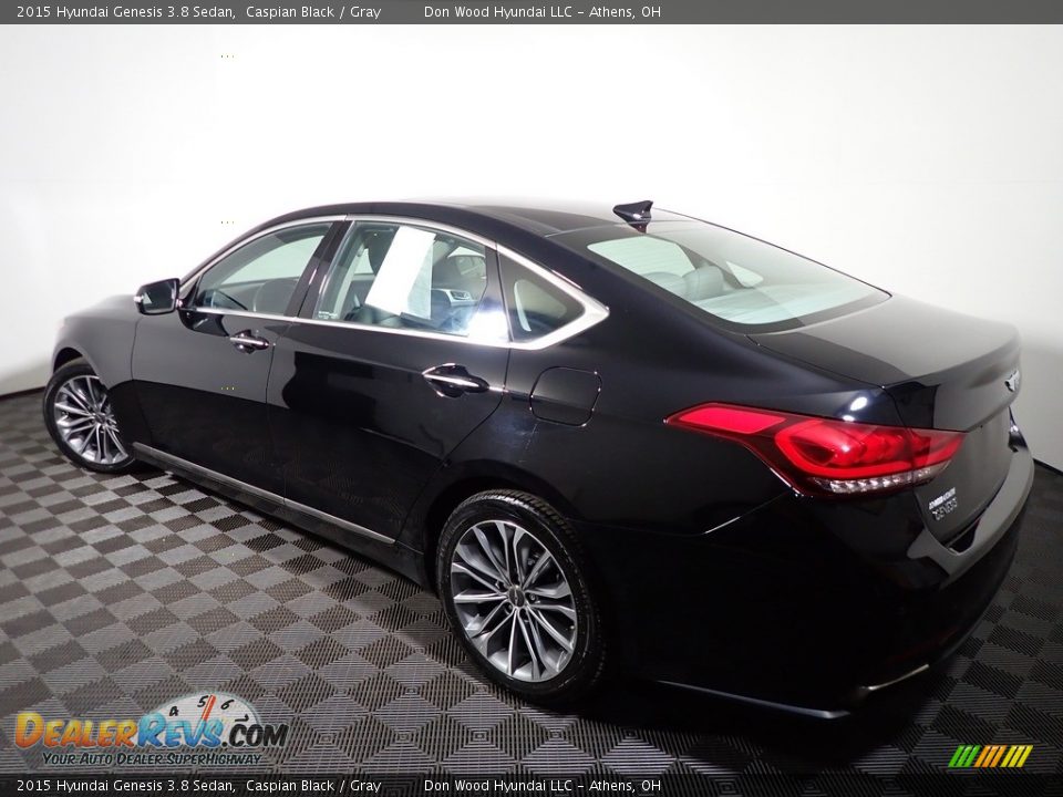 2015 Hyundai Genesis 3.8 Sedan Caspian Black / Gray Photo #9