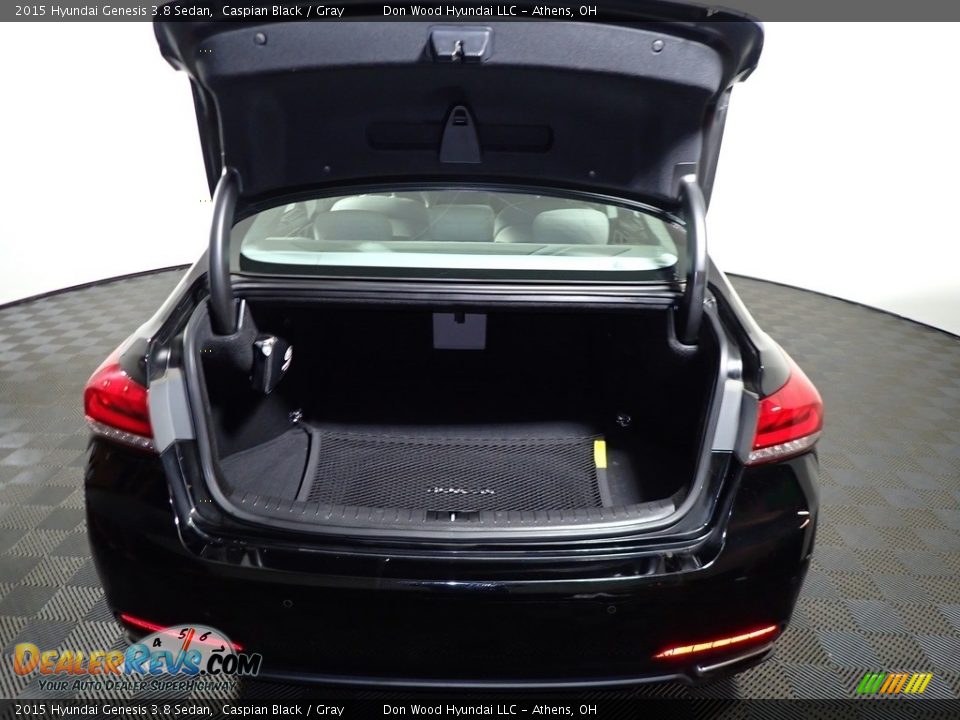 2015 Hyundai Genesis 3.8 Sedan Caspian Black / Gray Photo #11
