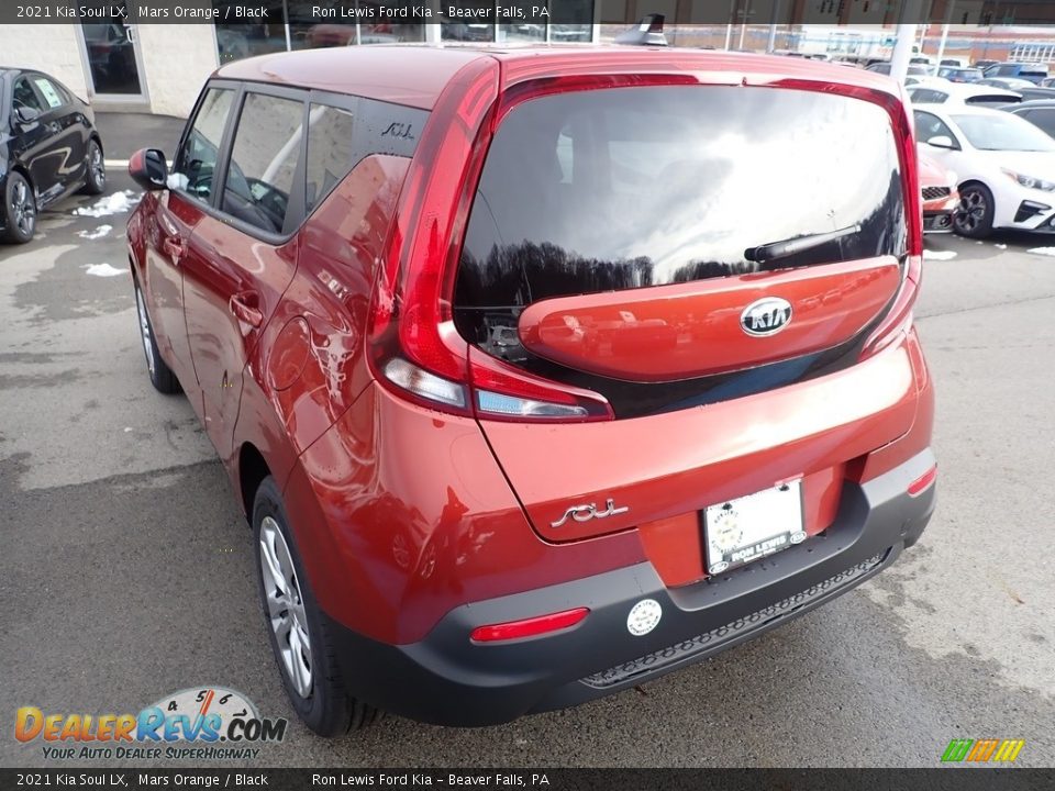 2021 Kia Soul LX Mars Orange / Black Photo #7