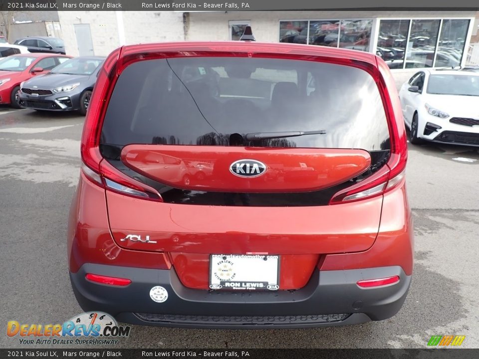 2021 Kia Soul LX Mars Orange / Black Photo #8