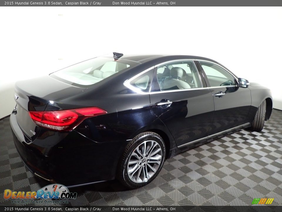 2015 Hyundai Genesis 3.8 Sedan Caspian Black / Gray Photo #13