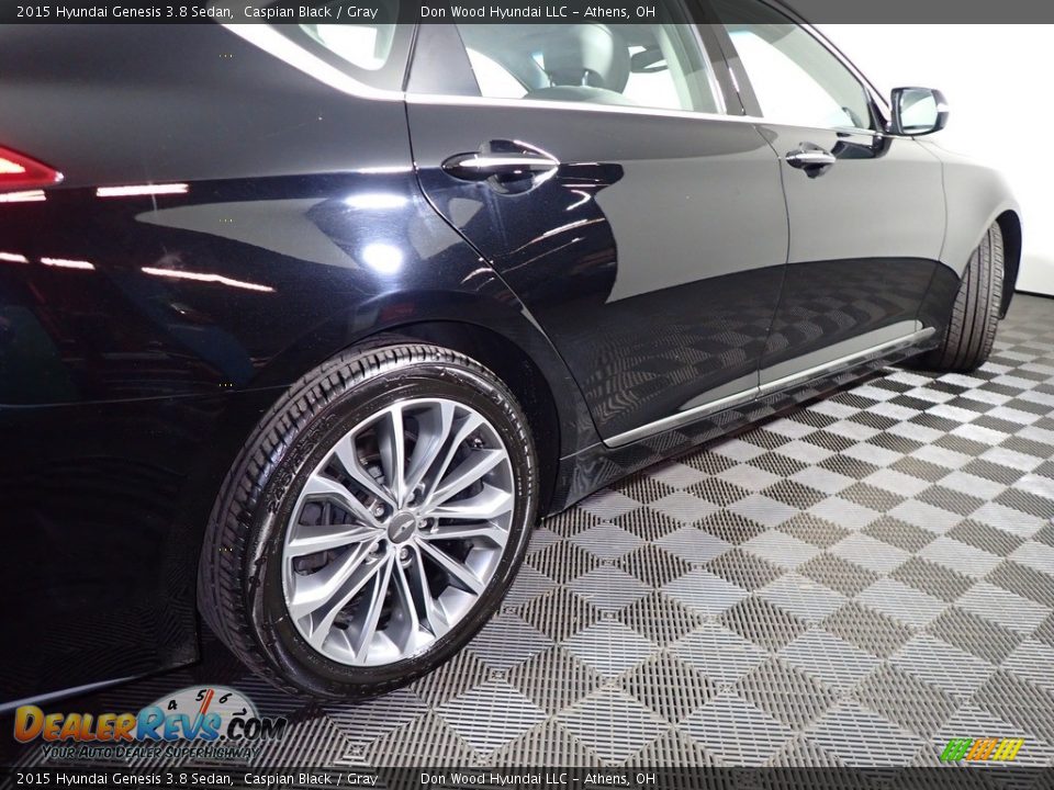 2015 Hyundai Genesis 3.8 Sedan Caspian Black / Gray Photo #15