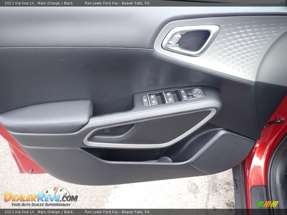 Door Panel of 2021 Kia Soul LX Photo #13
