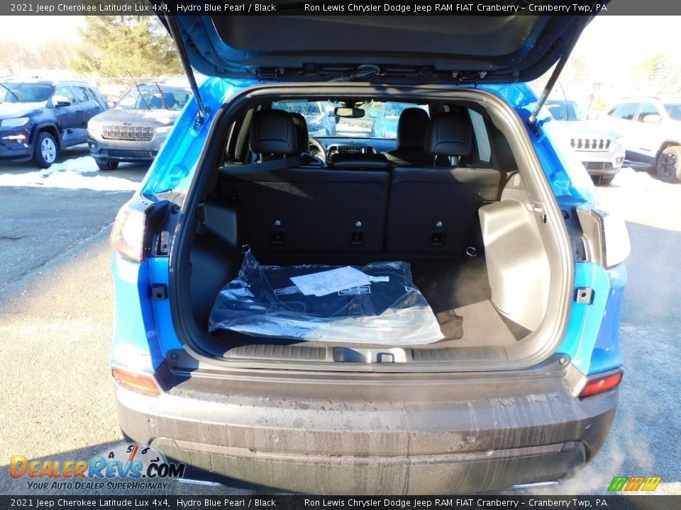 2021 Jeep Cherokee Latitude Lux 4x4 Hydro Blue Pearl / Black Photo #7