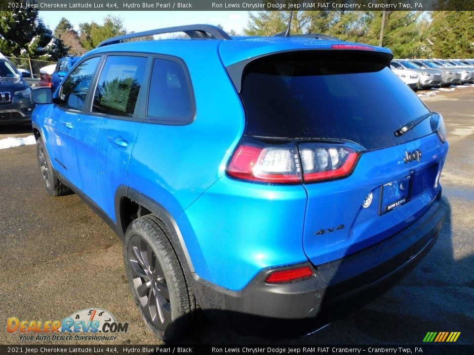 2021 Jeep Cherokee Latitude Lux 4x4 Hydro Blue Pearl / Black Photo #8