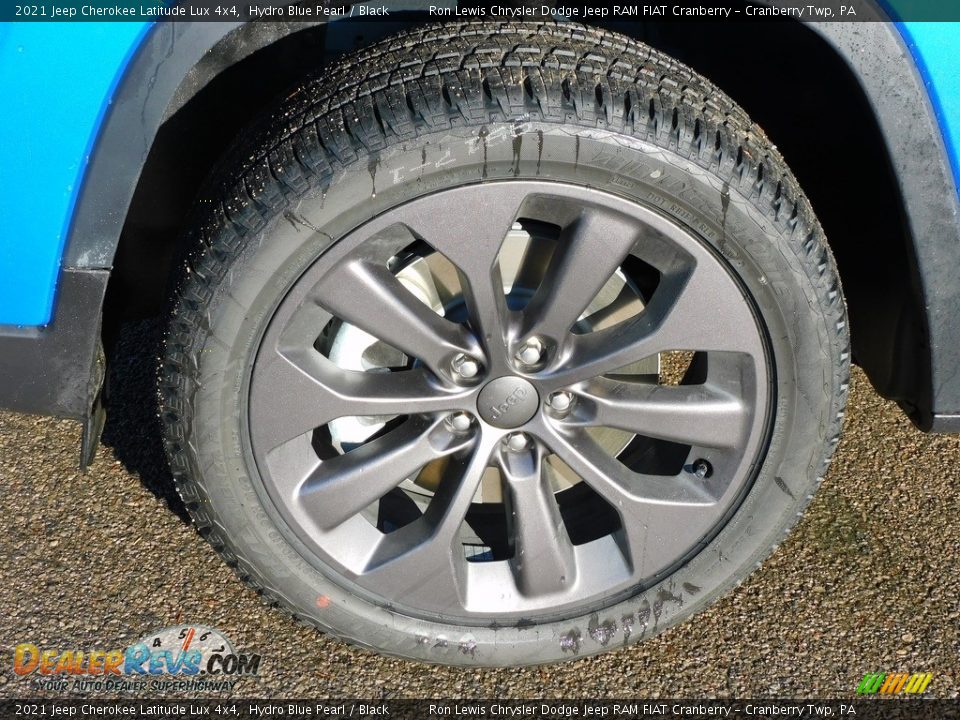 2021 Jeep Cherokee Latitude Lux 4x4 Hydro Blue Pearl / Black Photo #10