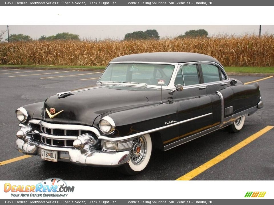 Front 3/4 View of 1953 Cadillac Fleetwood Series 60 Special Sedan Photo #1