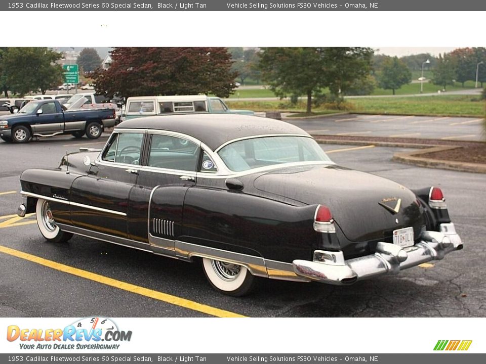 1953 Cadillac Fleetwood Series 60 Special Sedan Black / Light Tan Photo #7