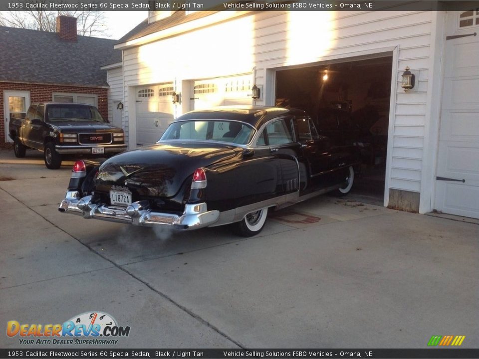 1953 Cadillac Fleetwood Series 60 Special Sedan Black / Light Tan Photo #10