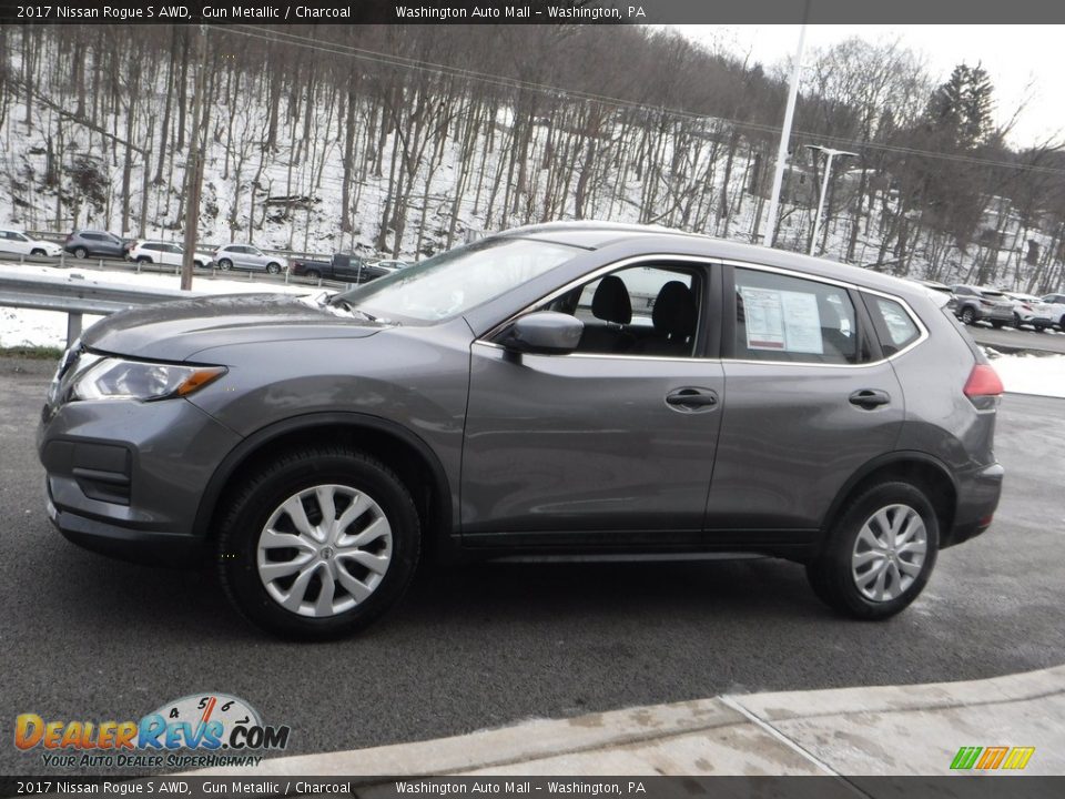 2017 Nissan Rogue S AWD Gun Metallic / Charcoal Photo #10