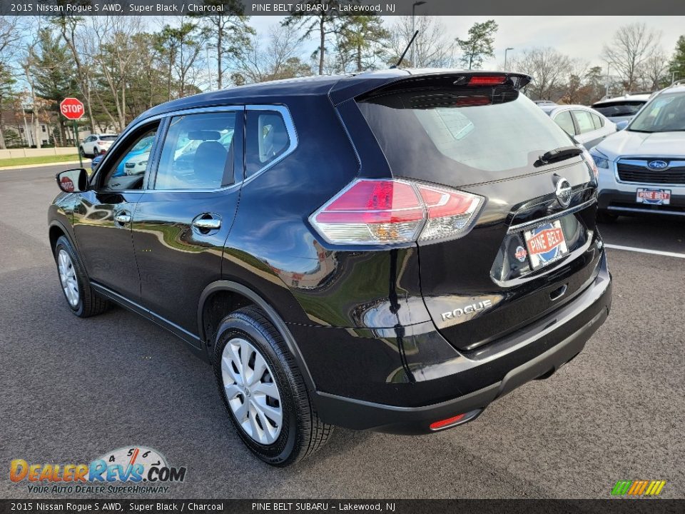 2015 Nissan Rogue S AWD Super Black / Charcoal Photo #16