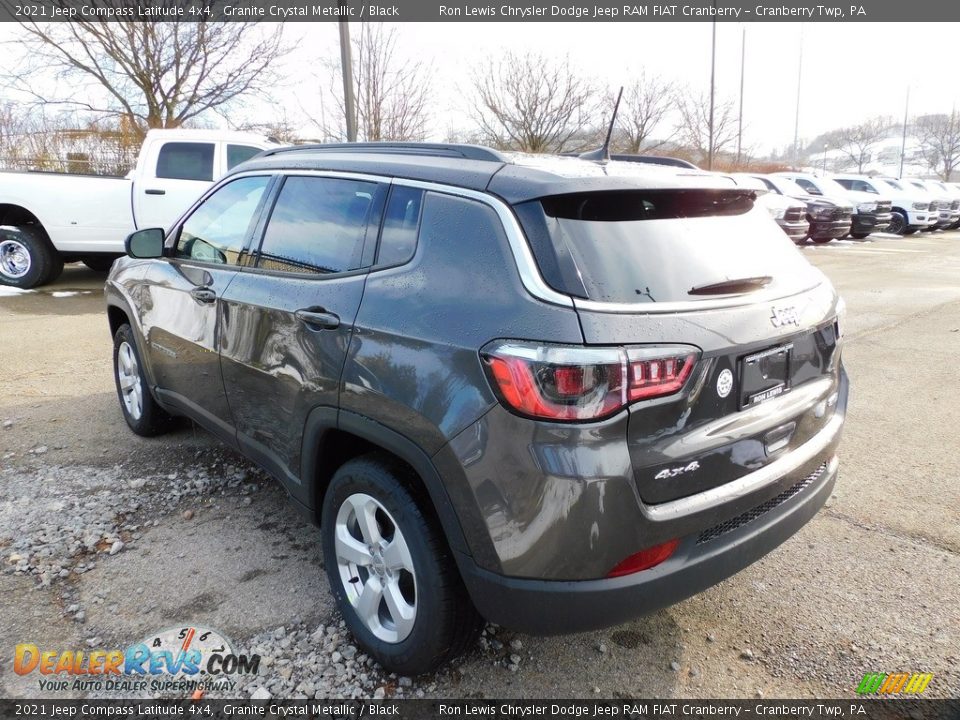 2021 Jeep Compass Latitude 4x4 Granite Crystal Metallic / Black Photo #8