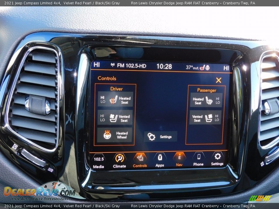 Controls of 2021 Jeep Compass Limited 4x4 Photo #17